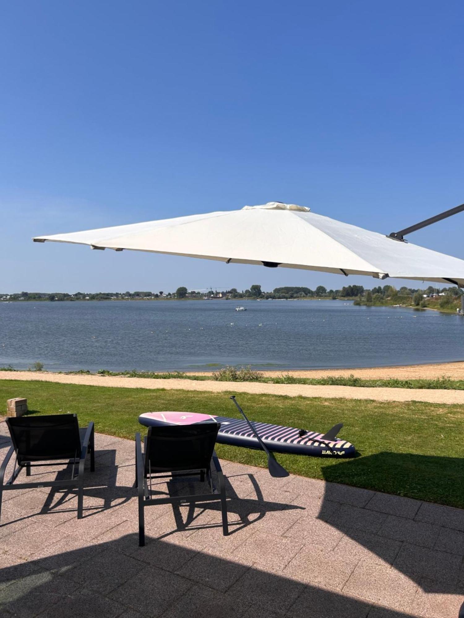 Luxe Chalet Direct Aan Het Water Met Strand Lith ภายนอก รูปภาพ